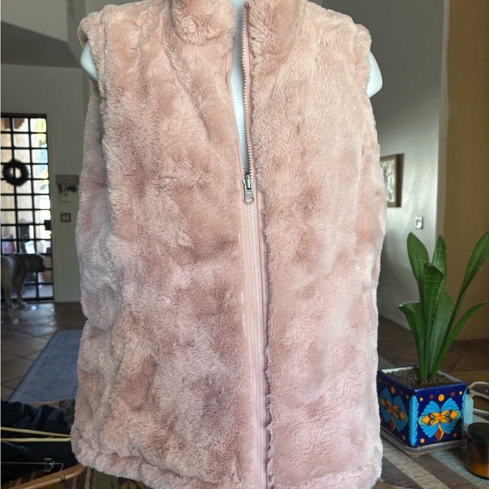 Nicole Miller Light Pink Fleece-Lined Vest - Picture 3 of 7